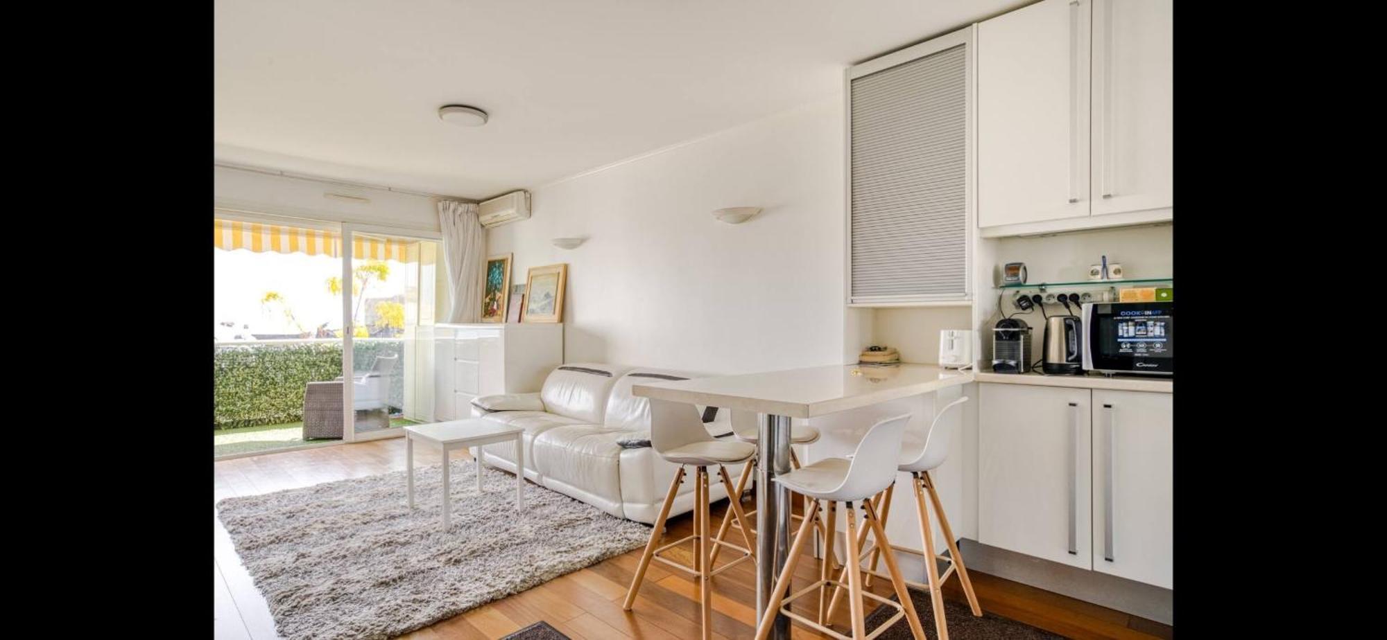 Beach & Airport Appartement Saint-Laurent-du-Var Eksteriør bilde