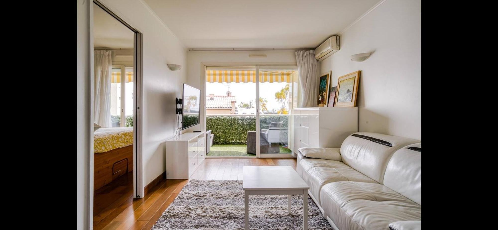 Beach & Airport Appartement Saint-Laurent-du-Var Eksteriør bilde
